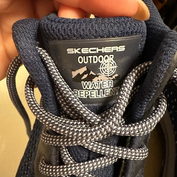 Brand NWOT Sketchers Water Repellant Hiking boots - Picture 4 of 7